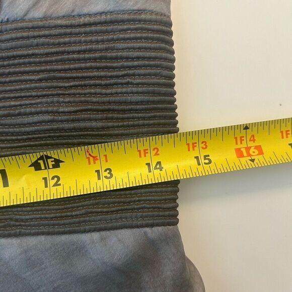 Carmen Marc Valvo Silk Halter Dress Size 6 Gray Whimsigoth Y2K Empire Waist - Picture 13 of 15